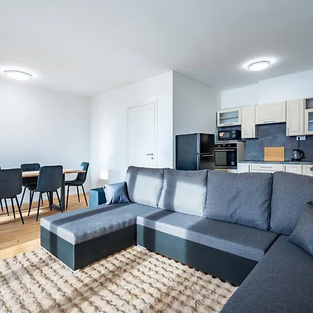 Baker Balcony Apartman Brünn (Brno)